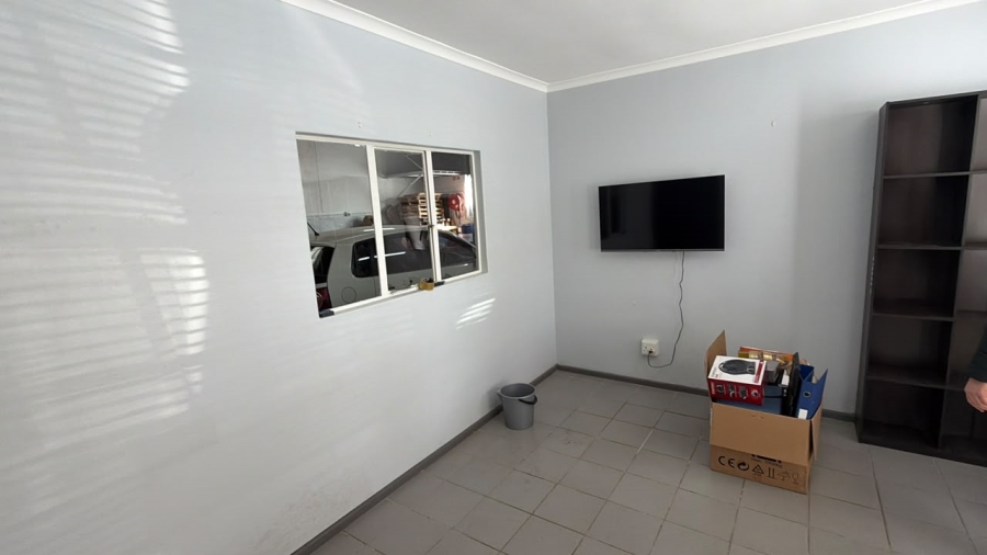 To Let Commercial Property for Rent in Stikland Industrial Western Cape